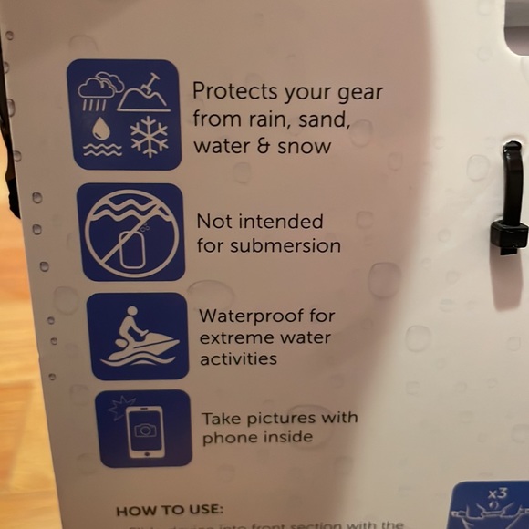 Geckobrands Waterproof phone tote - Picture 4 of 7